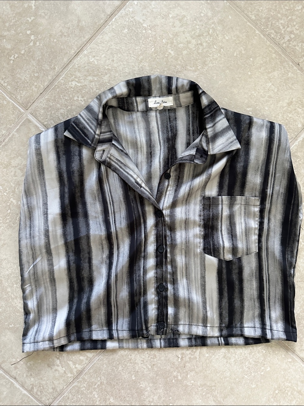 Lou & Grey Short-Sleeve Vertical Stripe Button-Down in Black & Gray
